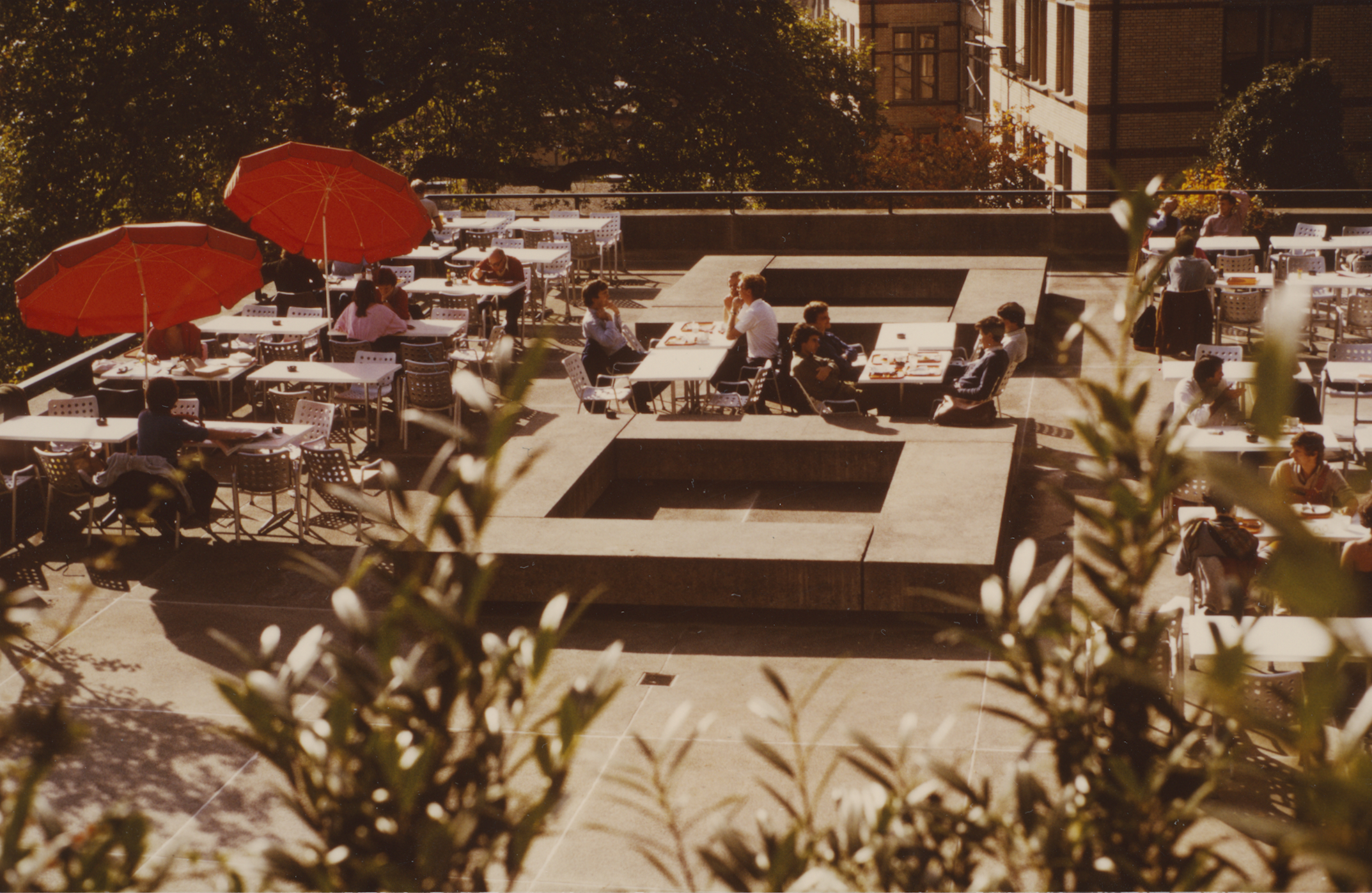 Aussenbereich Mensa, Sommer 1984